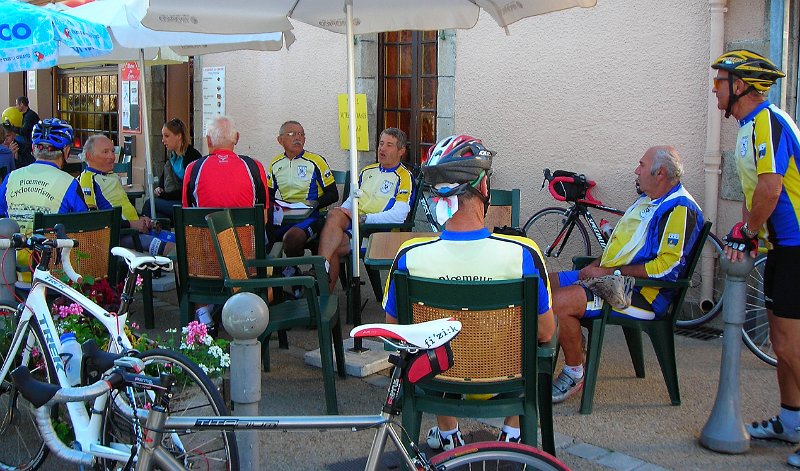 2010-09-02 01 Trevignon Cafe a Bannalec.JPG